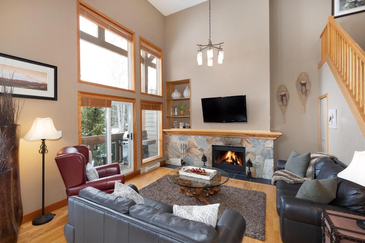 Alpine Greens 8 | Bright Townhome Near Blackcomb, Walk Or Shuttle To Skiing, Secure Parking Whistler Extérieur photo