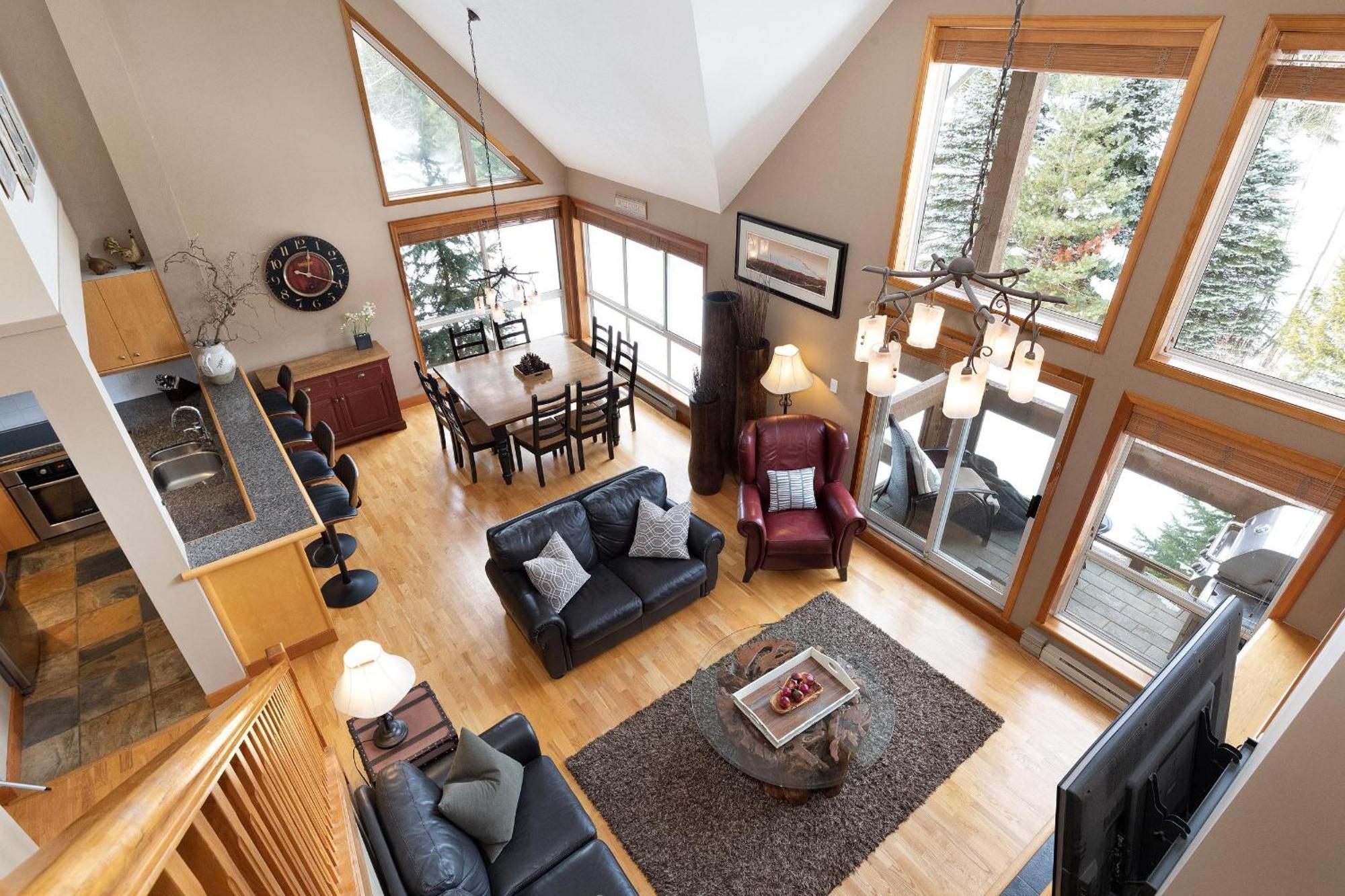 Alpine Greens 8 | Bright Townhome Near Blackcomb, Walk Or Shuttle To Skiing, Secure Parking Whistler Extérieur photo