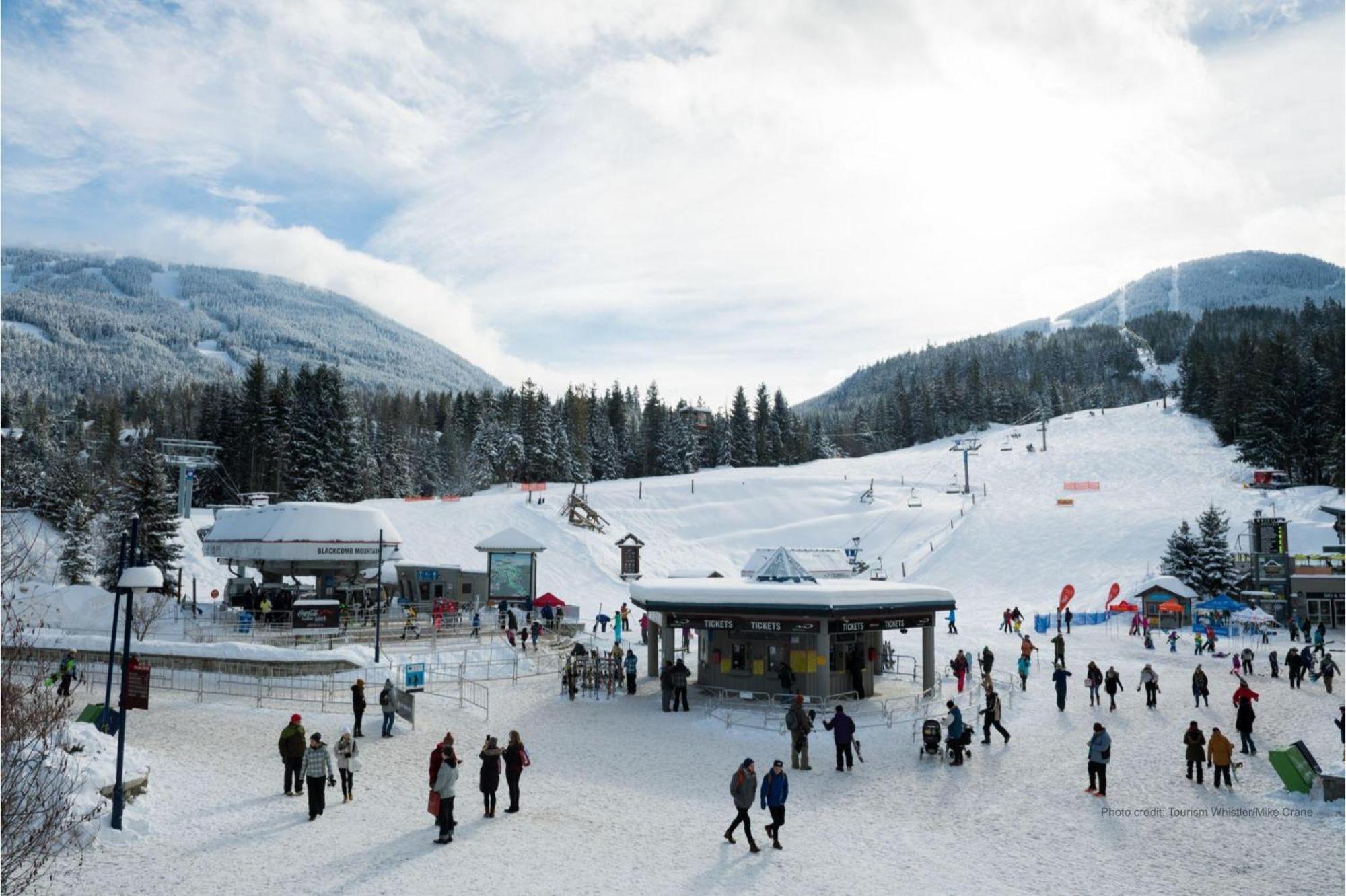 Alpine Greens 8 | Bright Townhome Near Blackcomb, Walk Or Shuttle To Skiing, Secure Parking Whistler Extérieur photo